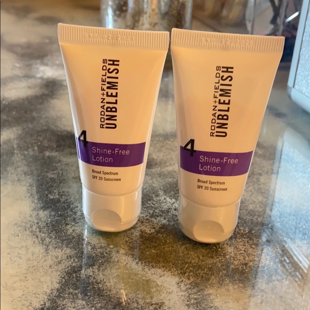 SOLD Rodan + Fields Shine-Free Lotion